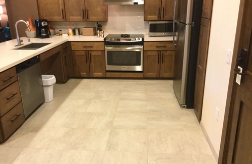 Truckee Resort | Surrounded by pine trees and mountains