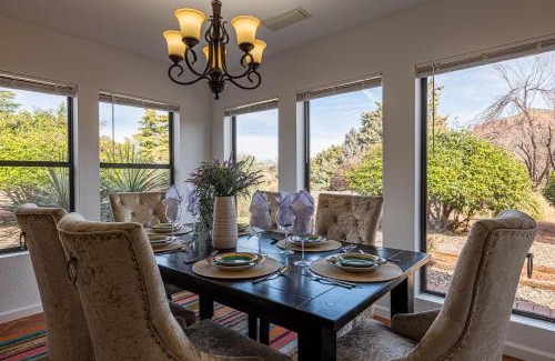 Oak Creek House | Surrounding Red Rock Views, Close to Trails, Enjoy Local Wildlife!