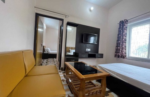 Faizabad Hotel | Suryavansham Guest House