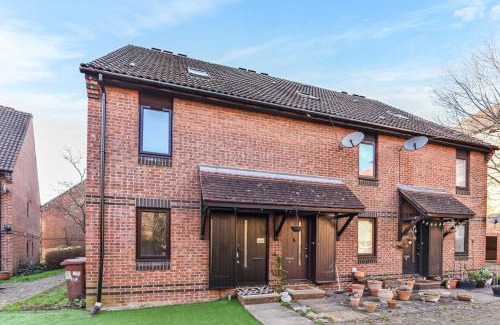 Sutton Central Apartment | Sutton Apartment, Greater London