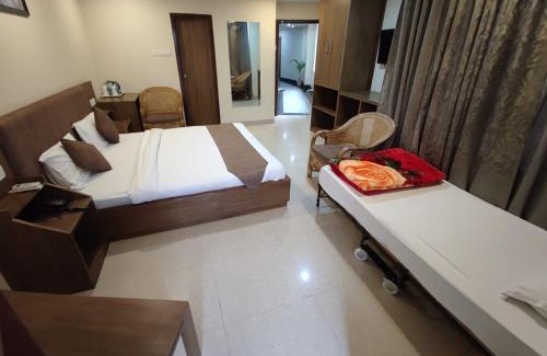 Sualkuchi Hotel | SWAGATAM INN, 5 minutes walk from Guwahati Railway Station