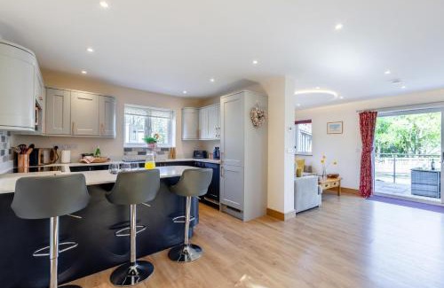 Honiton House | Swallows Dip