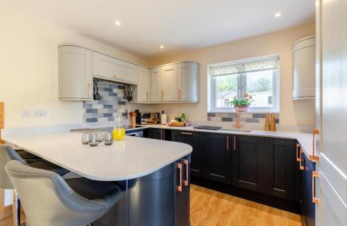 Honiton House | Swallows Dip