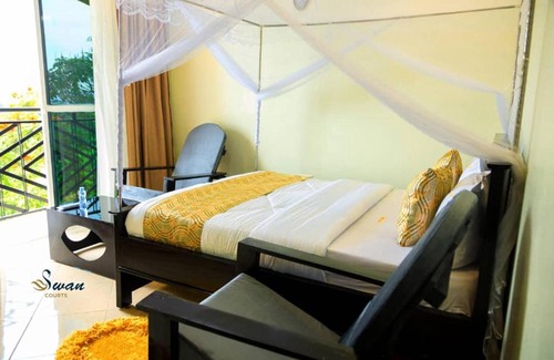 Entebbe Bed & Breakfast | Swan Courts - Entebbe
