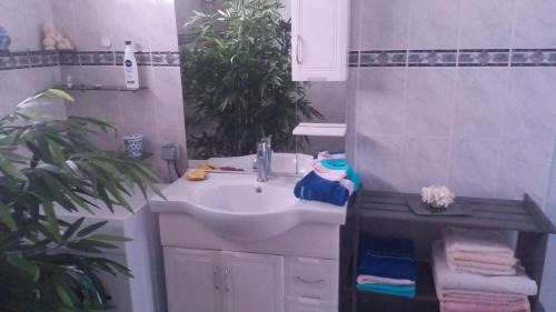 Punaauia House | Sweet little house - private pool