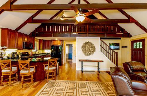 Pisgah Forest House | Sweet Refrain