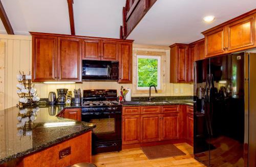 Pisgah Forest House | Sweet Refrain