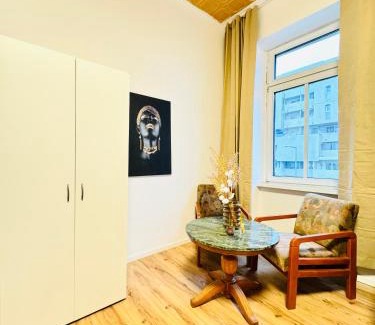 Grinzing Apartment | Sweet Studio for 3P, 10 Min to FAC Platz