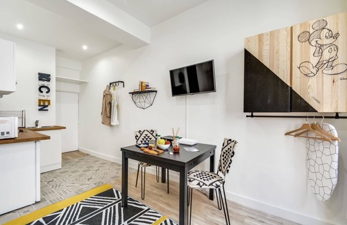 Strasbourg -Saint-Denis Apartment | Sweett | Aboukir II - Studio Apartment, Sleeps 2