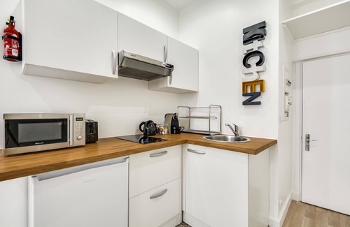 Strasbourg -Saint-Denis Apartment | Sweett | Aboukir II - Studio Apartment, Sleeps 2