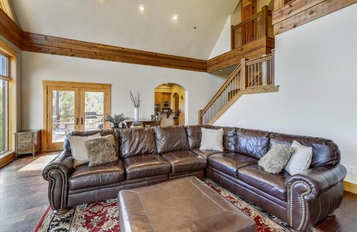 Baldy Mountain House | Swift Getaway home