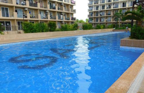 Lapu-Lapu Apartment | Swiftie-Inspired Condo with Pool! LapuLapu Cebu