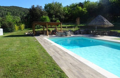 Rians House | Swimming pool gite on a farm in Provence- La Louvière