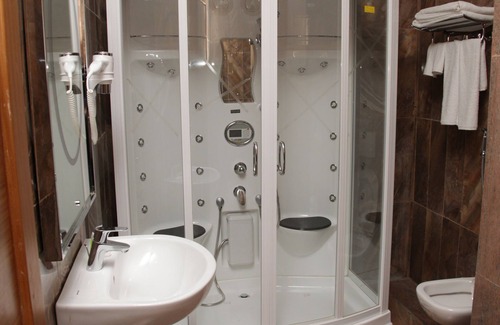 Port Harcourt Hotel | Swiss International Mabisel Hotel Port Harcourt