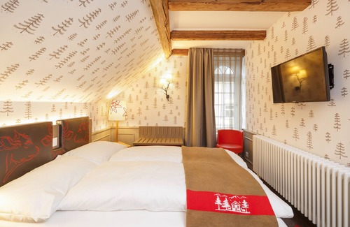 Hottingen Hotel | Swiss Night by Fassbind