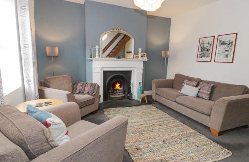 Tywyn House | Swn Yr Afon