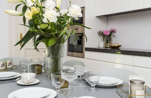 Stare Miasto Apartment | Syncret Apartment - LoftAffair