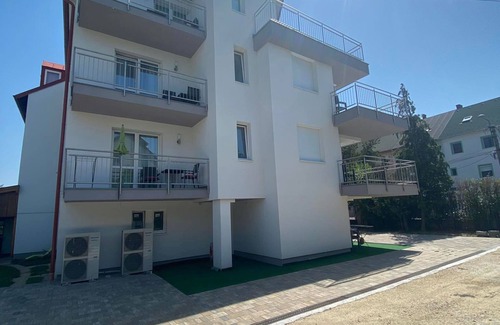 Balatonfured Apartment | Szőlőlugas Vendégház