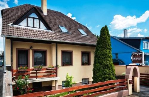 Gyor Bed & Breakfast | Szenti Vendégház