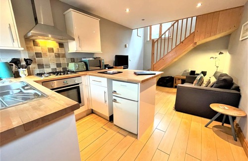 Ingleton House | t Jasmine Cottage Ingleton