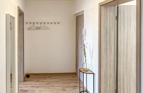 Duisburg Sud Apartment | T&K Apartments near Messe Fair Trade Düsseldorf und Airport 1A
