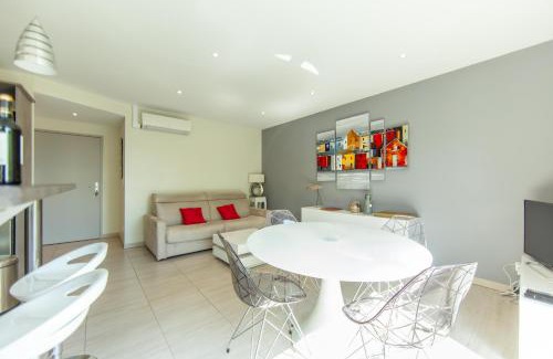 Andernos-les-Bains Apartment | T2 haut de gamme avec vue Bassin