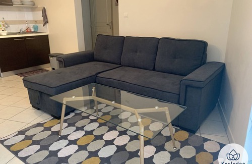 Sainte-Clotilde Centre Apartment | T2 – Paolouisa* – Close to the Sainte-Clotilde Clinic