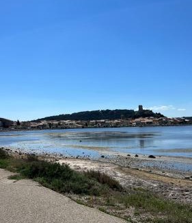 Gruissan Apartment | T3 de charme climatisé - Piscine - Plage à 5 min
