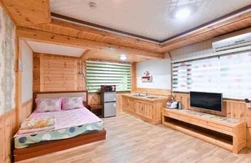 Nam House | Taean Sheruvil Pension