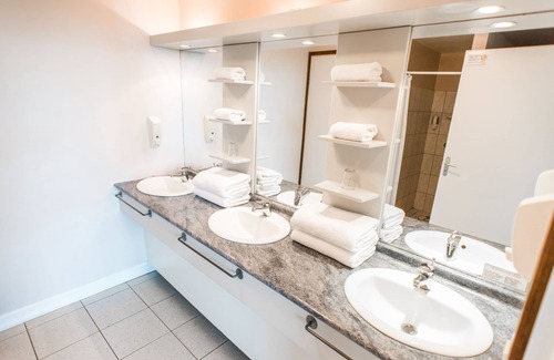 Faaa Hotel | Tahiti Airport Motel