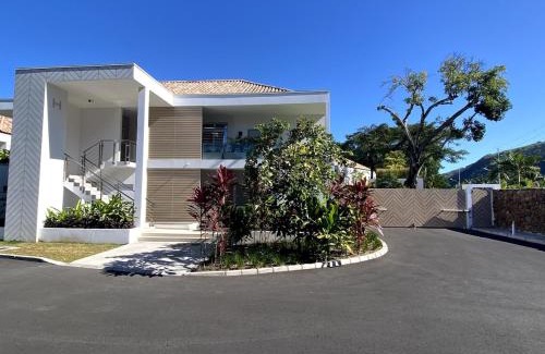 Paea Apartment | Tahiti Beach Loft - Pool - private beach access