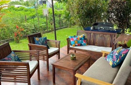 Punaauia Villa | Tahitian villa avec accès mer privé à 300 m