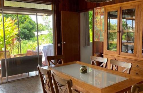 Punaauia Villa | Tahitian villa avec accès mer privé à 300 m