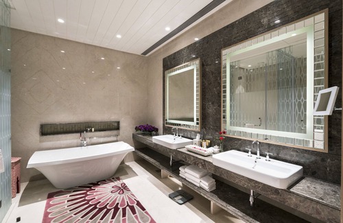 Vile Parle East Hotel | Taj Santacruz