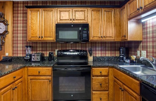 Banner Elk Condo | Take in Natures Beauty with lots of resort outdoor activities in 1BD condo