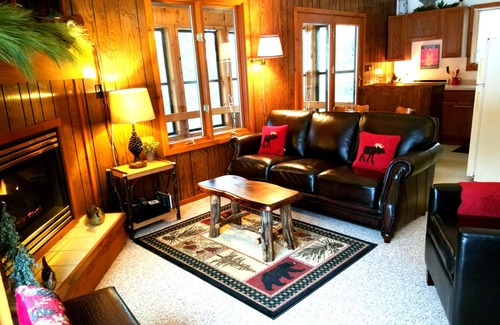 Presque Isle Cabin | Take in the View/Cozy Cabin on the Lake nMinutes from Boulder Jct & Bike Trailsn