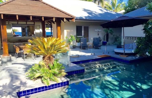 Oak Beach House | Tali Beach House Retreat
