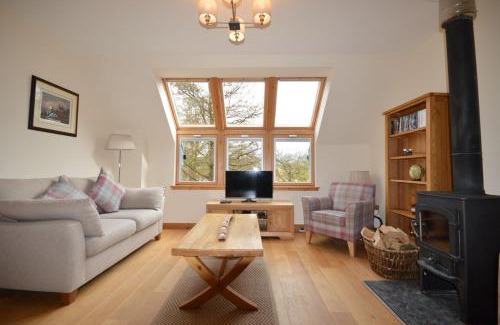 Spean Bridge House | Tall Pines Apartment