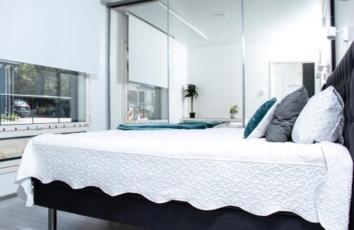 Vantaa Villa | Talo saunalla ja sähköauton oma Type2 latauspiste