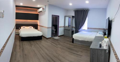 Kampung Gong Kemuntong Hotel | TAMU KoGURU