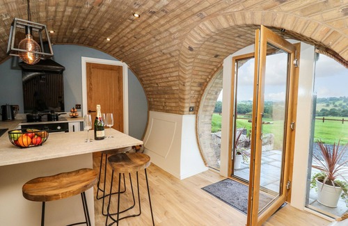 Llanfair Caereinion Cottage | Tan Y Wawr - Derwen