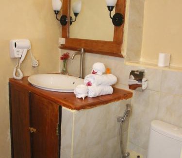 Bitung Hotel | Tangkoko Sanctuary Villa