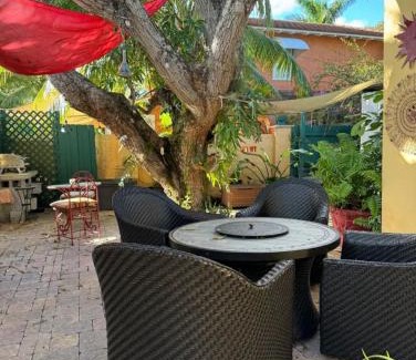 Old Northwood Historic District House | Tango Mango House with Private Hot Tub