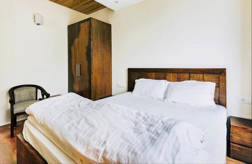 Shimla Apartment | Tara Suites Naldehra