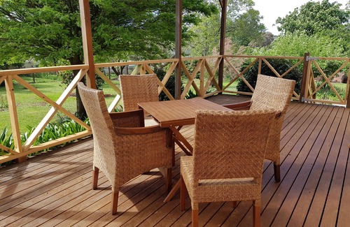 Deloraine House | Tarcombe House in Deloraine