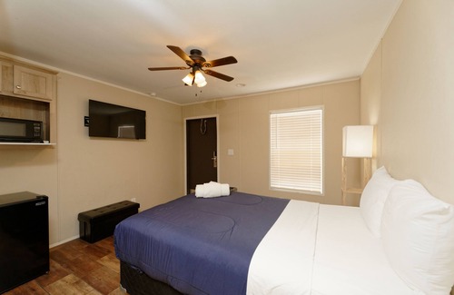 Big Spring Cabin | Target Hospitality - Big Spring Lodge