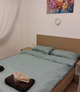 Tirgu Jiu Apartment | Targu Jiu Central Apartment - Free Parking & Self Check-In