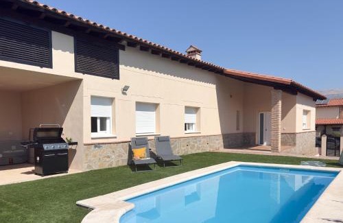 Collado Villa | TAYP OrigenHomes