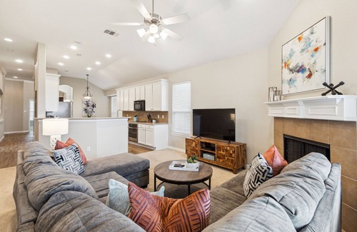 Prosper House | TCH - 4BR/2BA Home in Prosper - DC