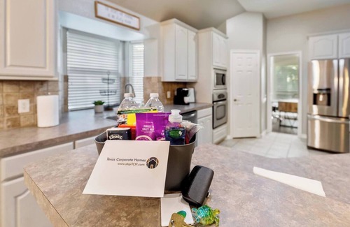 Highland Village House | TCH - Spacious 4bd/3ba home in Highland Village